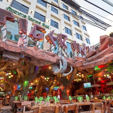 Tiger Inn Patong Exterior photo