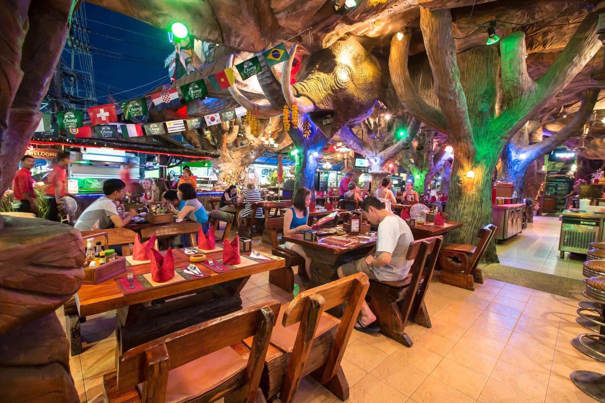 Tiger Inn Patong Exterior photo