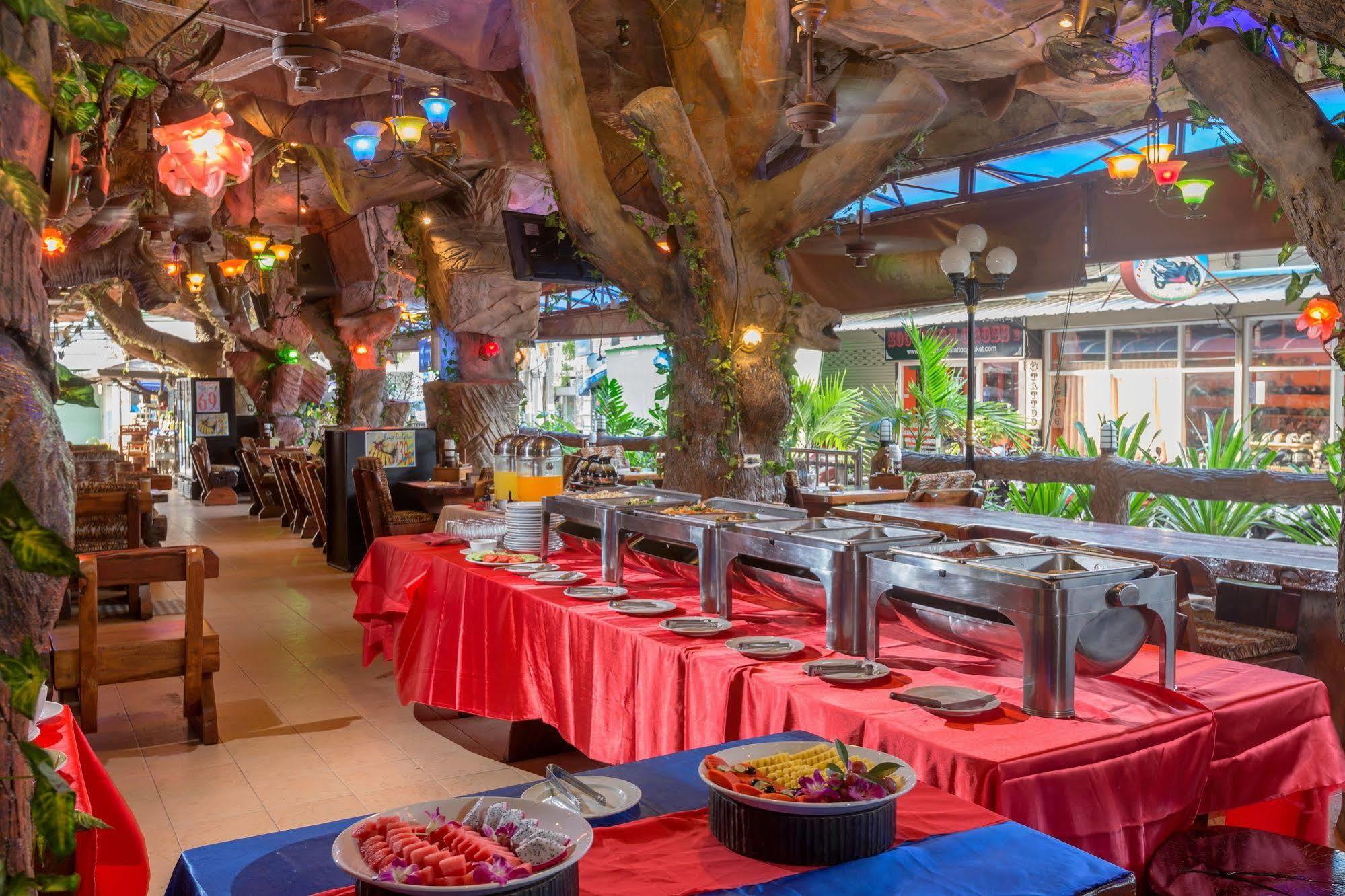 Tiger Inn Patong Exterior photo